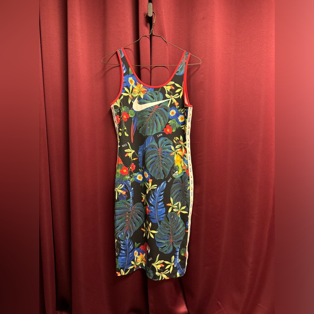 Nike Hyper Femme Tropical Midi Dress